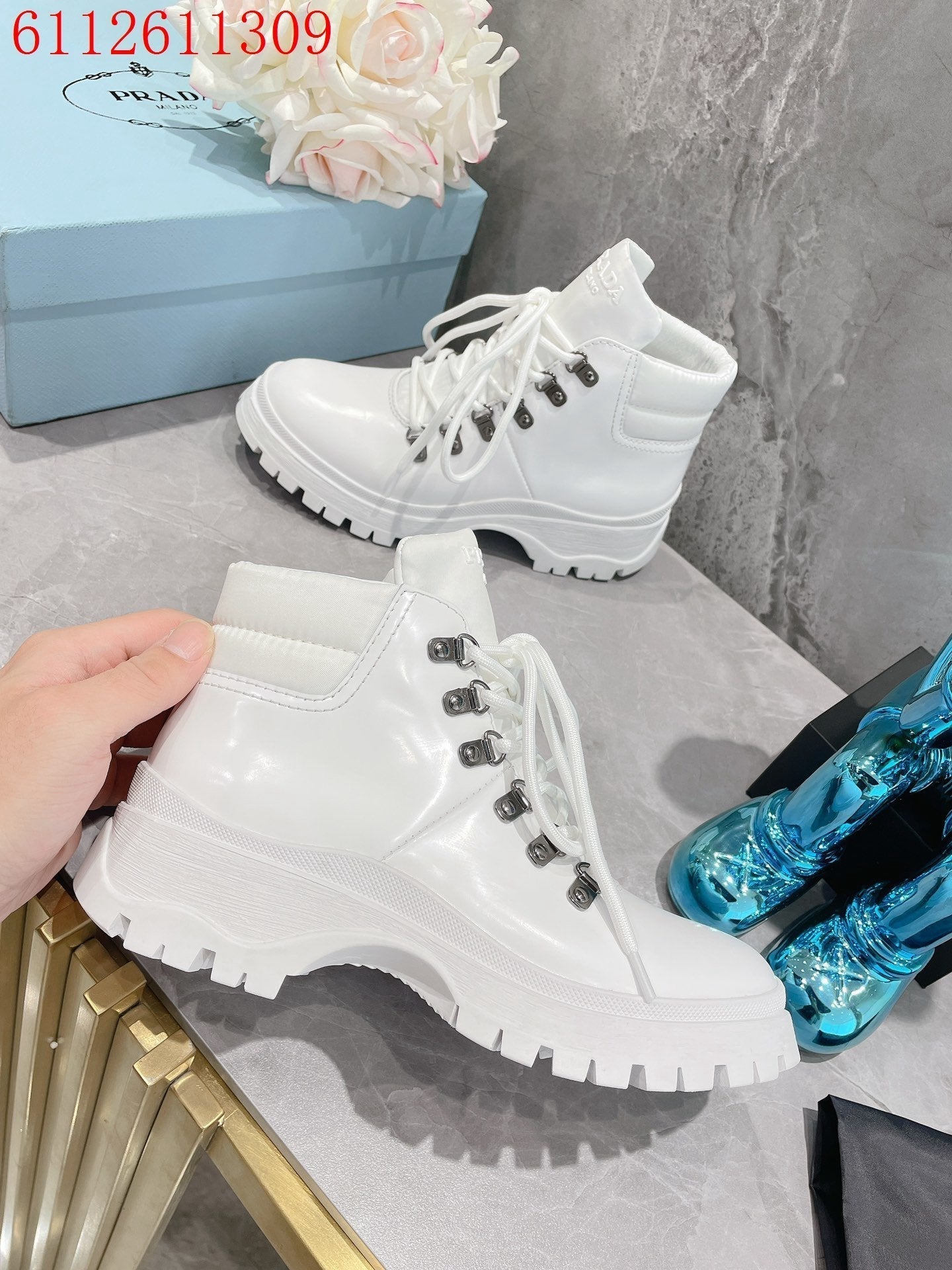 Selected Variant Image