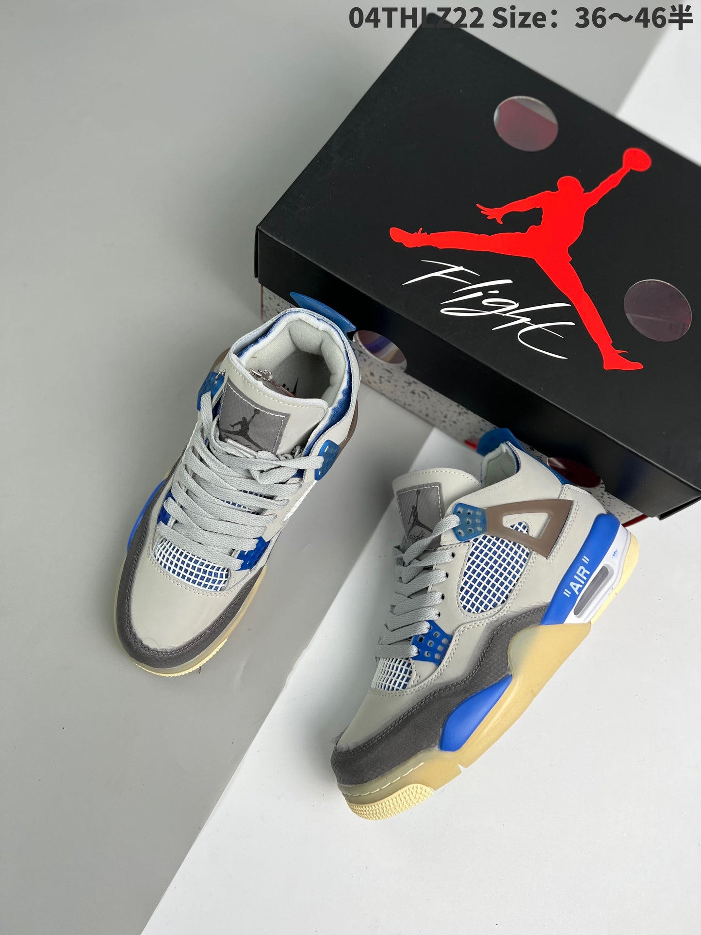 AIR JORDAN 4