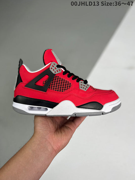 AIR JORDAN 4