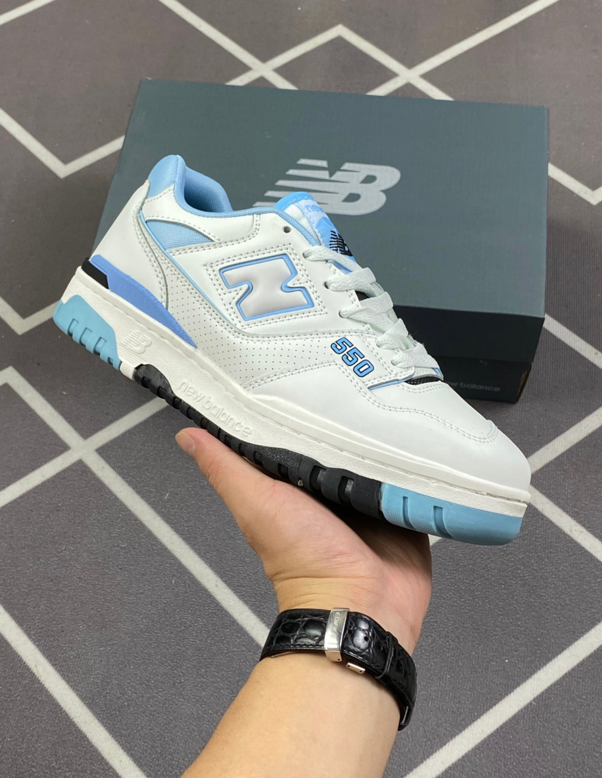 Selected Variant Image