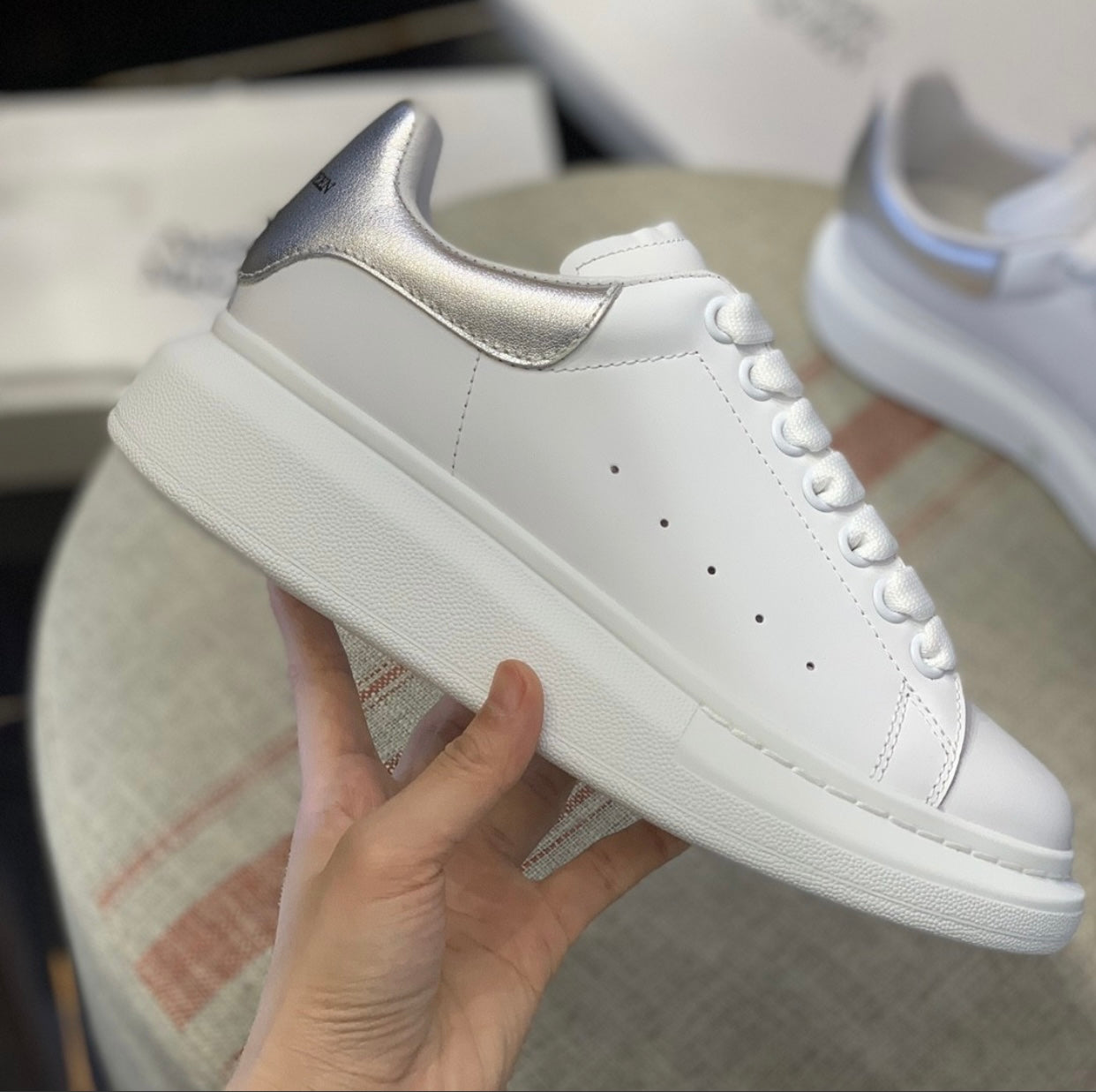 Selected Variant Image