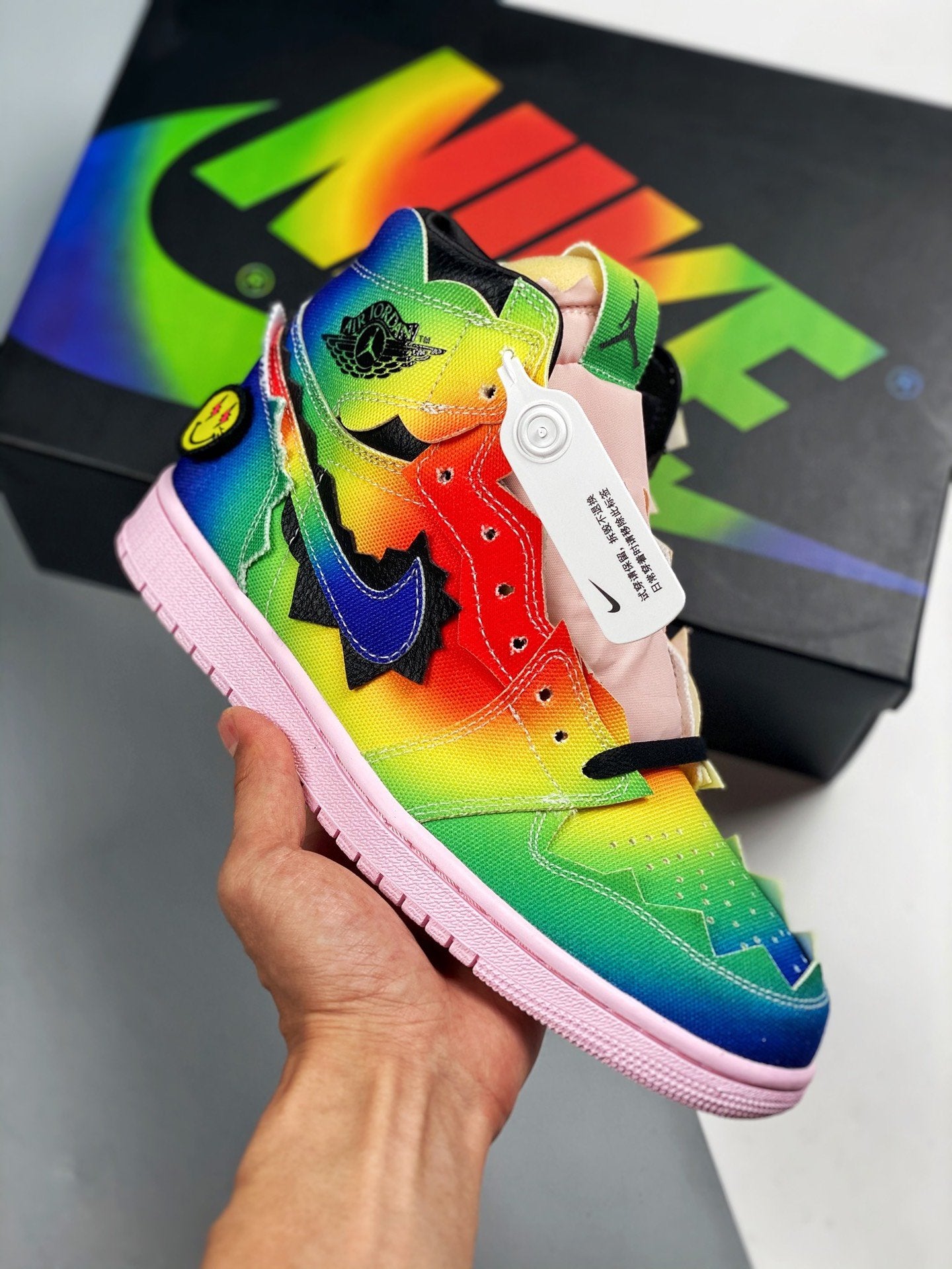 Selected Variant Image