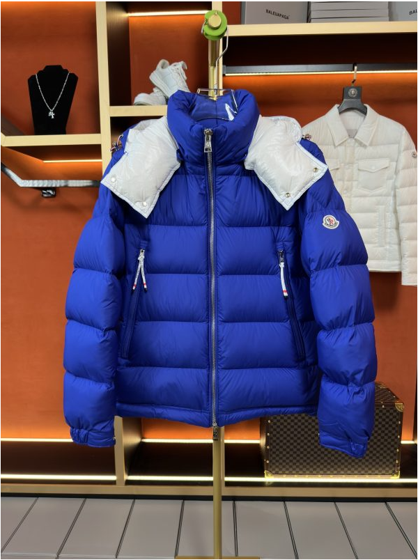 Selected Variant Image