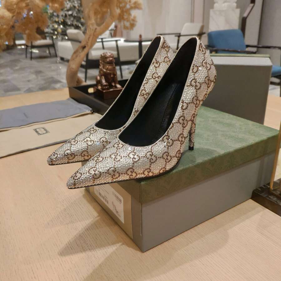 GUCCI SHOES