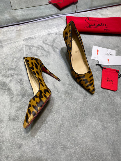 LOUBOUTIN PUMPS